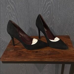 Elegant Black Stiletto Heels